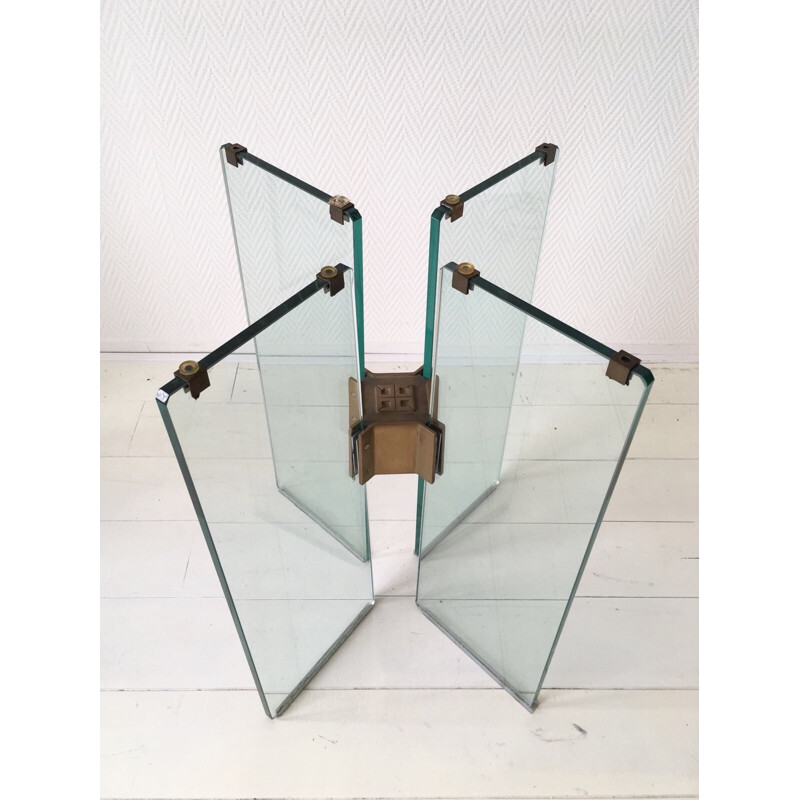 Mesa vintage de cristal y latón de Peter Ghyczy, 1970