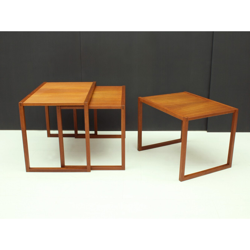 Vintage sef 3 tavolini danesi in teak Modello 133 di Kai Kristiansen per Vildbjerg Møbelfabrik ApS - Anni '60