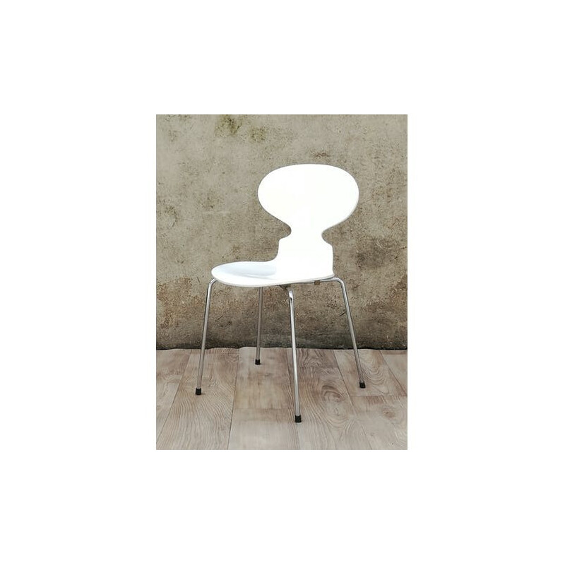 Set of 10 scandinavian chairs "Ant" by Arne Jacobsen - 1979