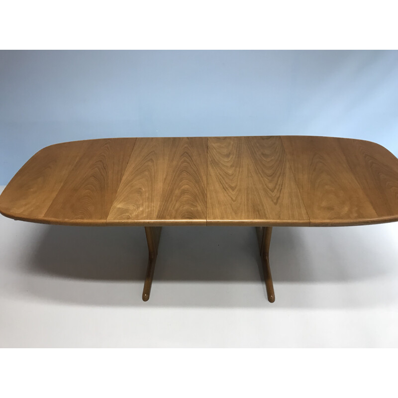 Vintage dining table in oak by Niels O. Möller - 1960s