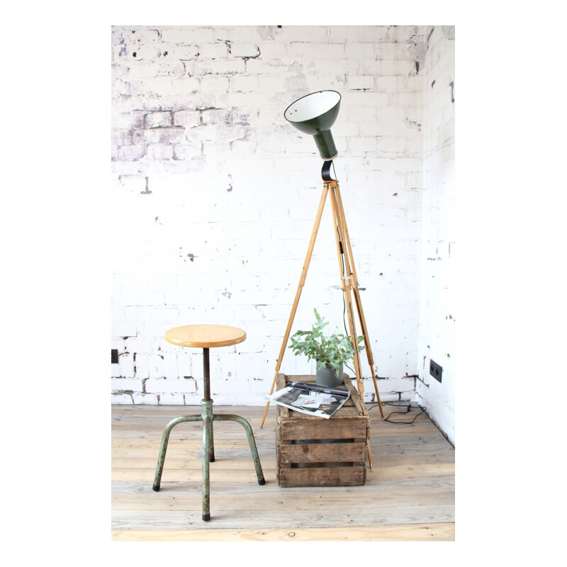 Vintage green industrial lamp on tripod - 1950s