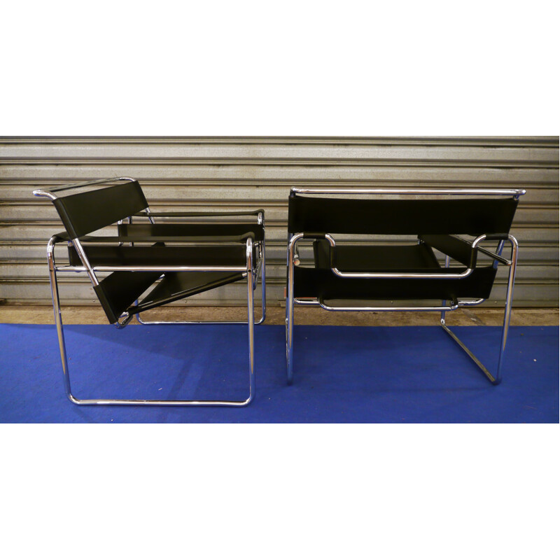 Paire de fauteuils Wassily en métal et cuir, Marcel BREUER - 1970