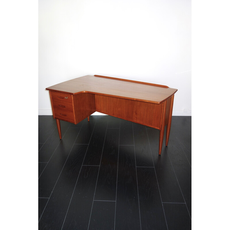 Vintage desk in teak by Peter Lovig Nielsen - 1960s