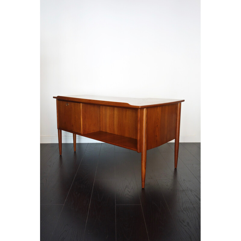 Vintage desk in teak by Peter Lovig Nielsen - 1960s