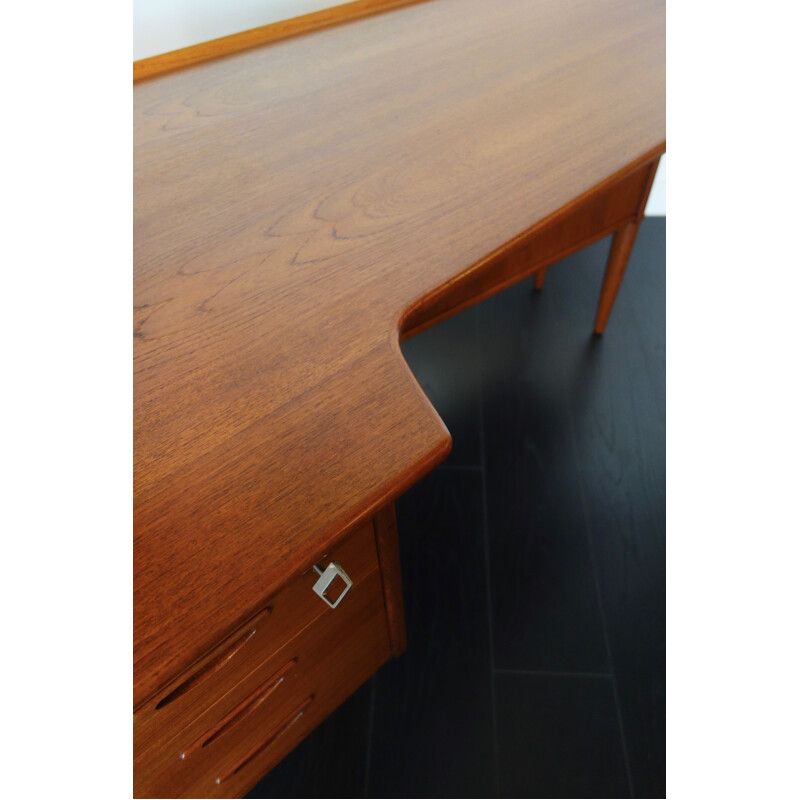 Vintage desk in teak by Peter Lovig Nielsen - 1960s