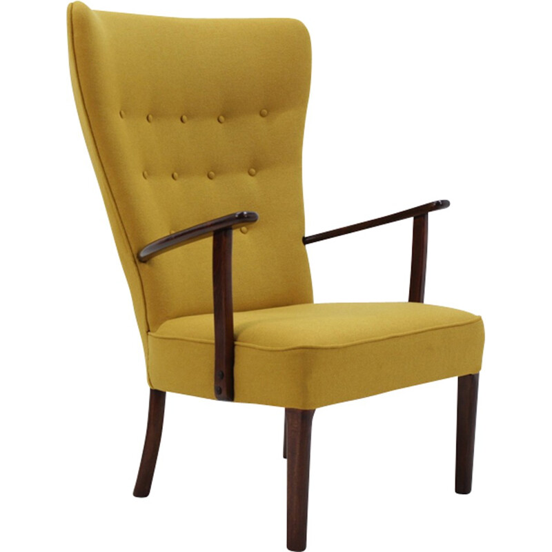 Vintage "Wing" yellow armchair by Fritz Hansen - 1960s