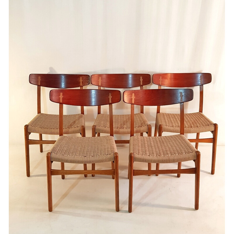 Suite de 5 chaises vintages "CH23" d'Hans Wegner - 1950