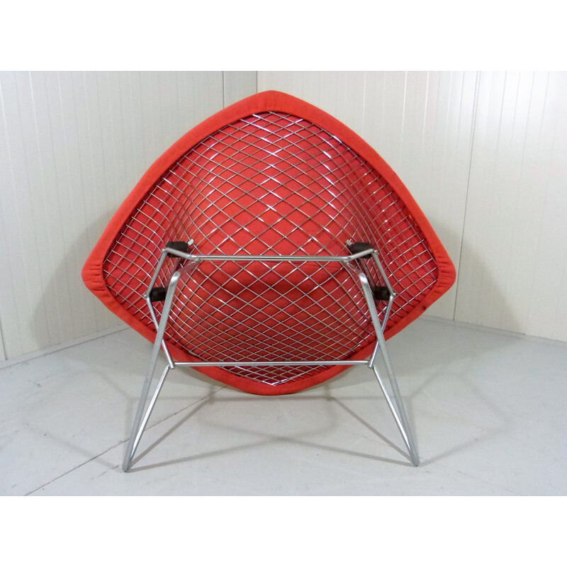 Diamond chair in chrome and red fabric, Harry BERTOIA - 1970s
