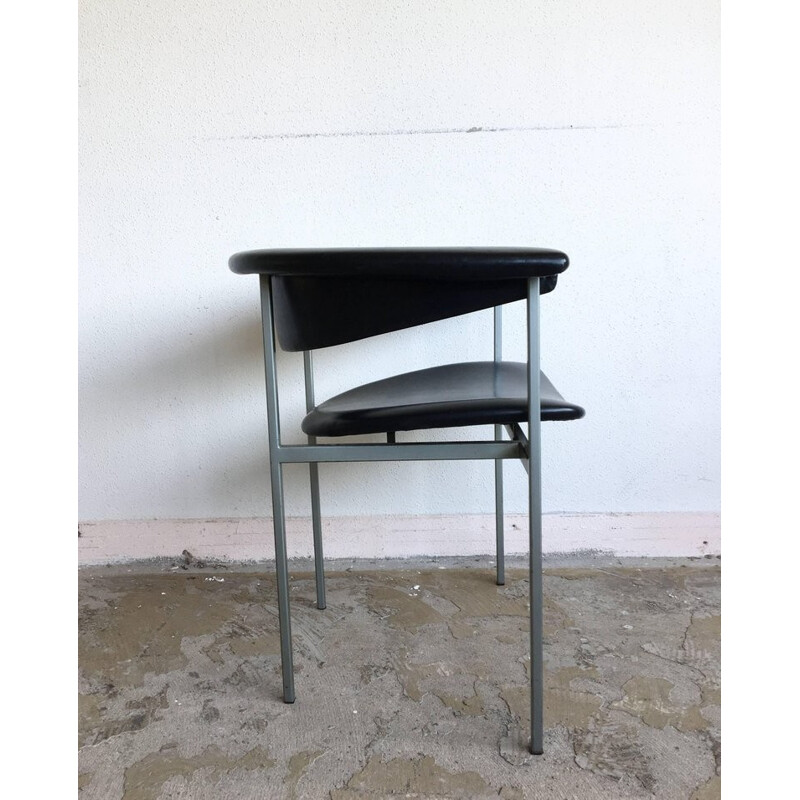 Paar vintage "Gamma" fauteuils in grijs metaal en zwart leer van Rudolf Wolf, 1960
