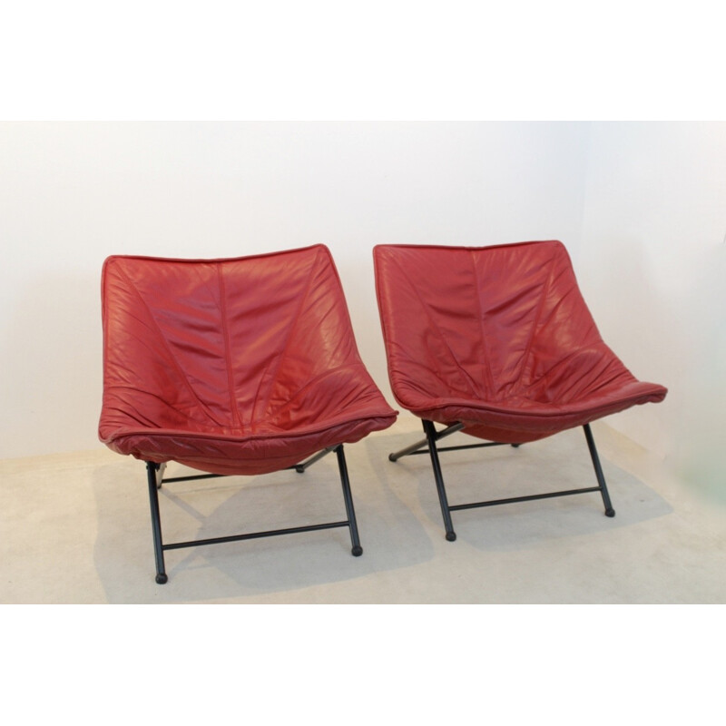 Vintage set of 2 easy chair in red leather by Teun Van Zanten for Molinari - 1970s