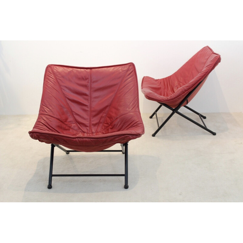 Vintage set of 2 easy chair in red leather by Teun Van Zanten for Molinari - 1970s