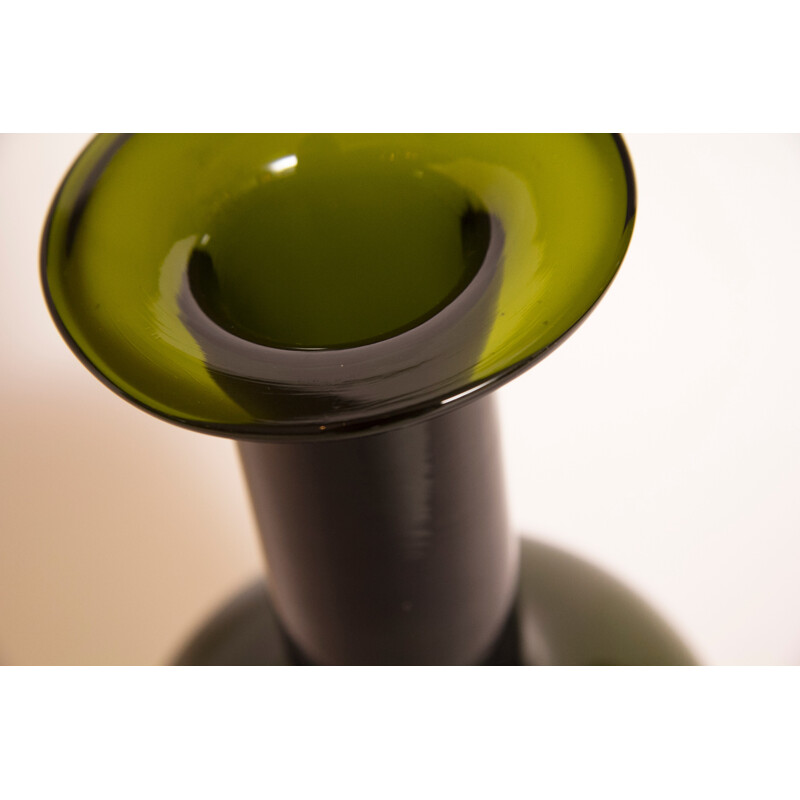 Vintage green vase in glass by Otto Brauer for Holmegaard - 1960s