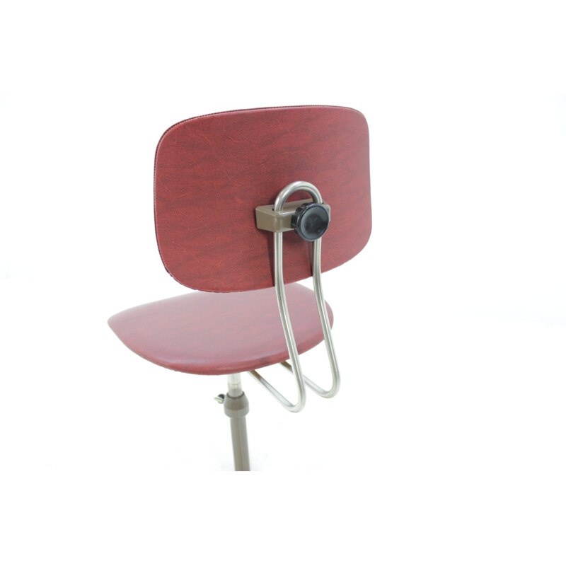 Vintage red desk chair in iron - 1970s