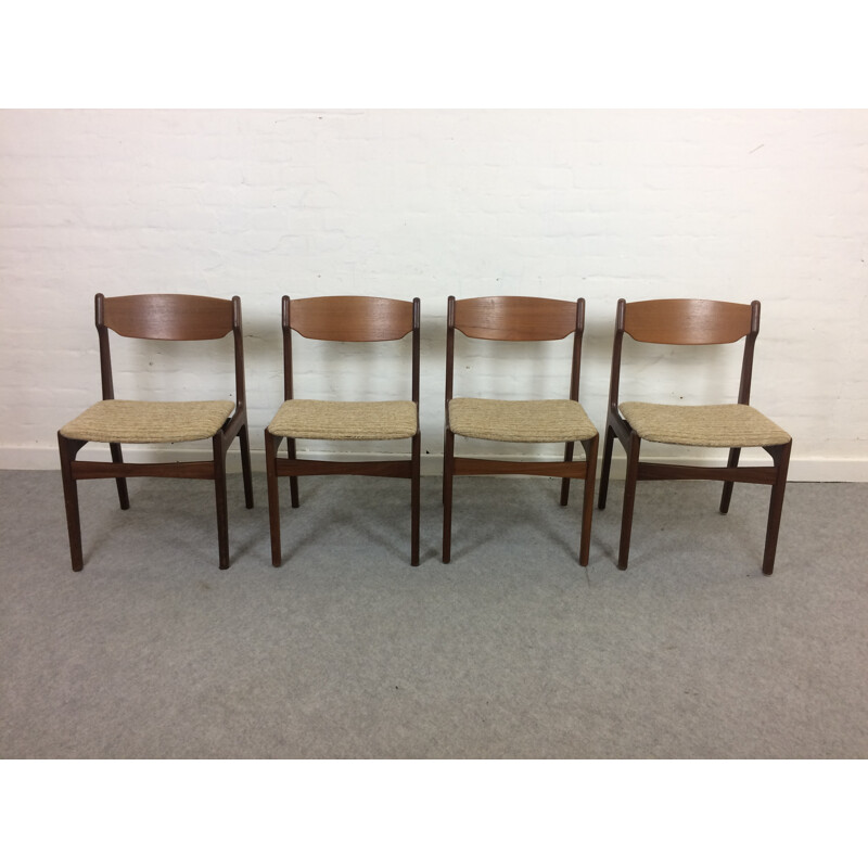 Set of 4 danish vintage chairs by Erik Buch - 1960s