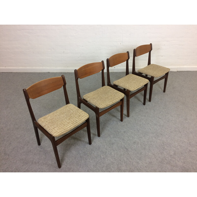 Set of 4 danish vintage chairs by Erik Buch - 1960s