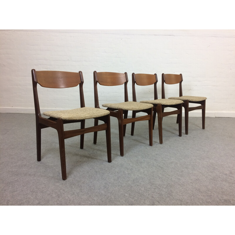 Set of 4 danish vintage chairs by Erik Buch - 1960s