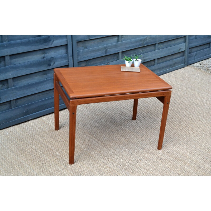 Scandinavian Vintage Side Table in teak - 1960s