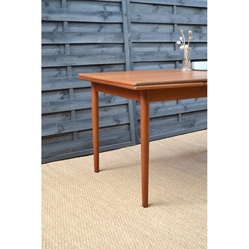 Danish dining room table with extensions - 1960s