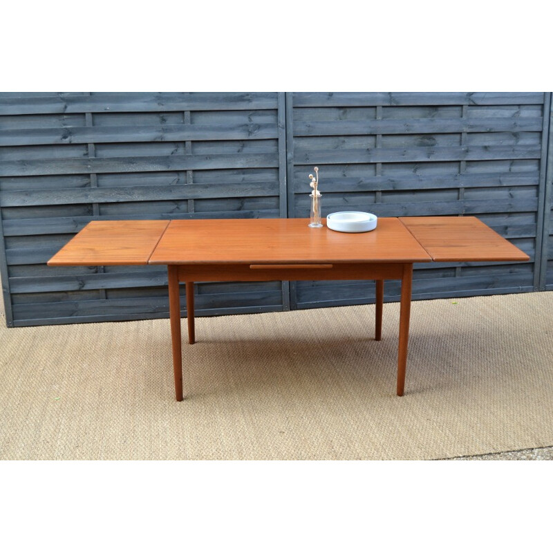 Danish dining room table with extensions - 1960s