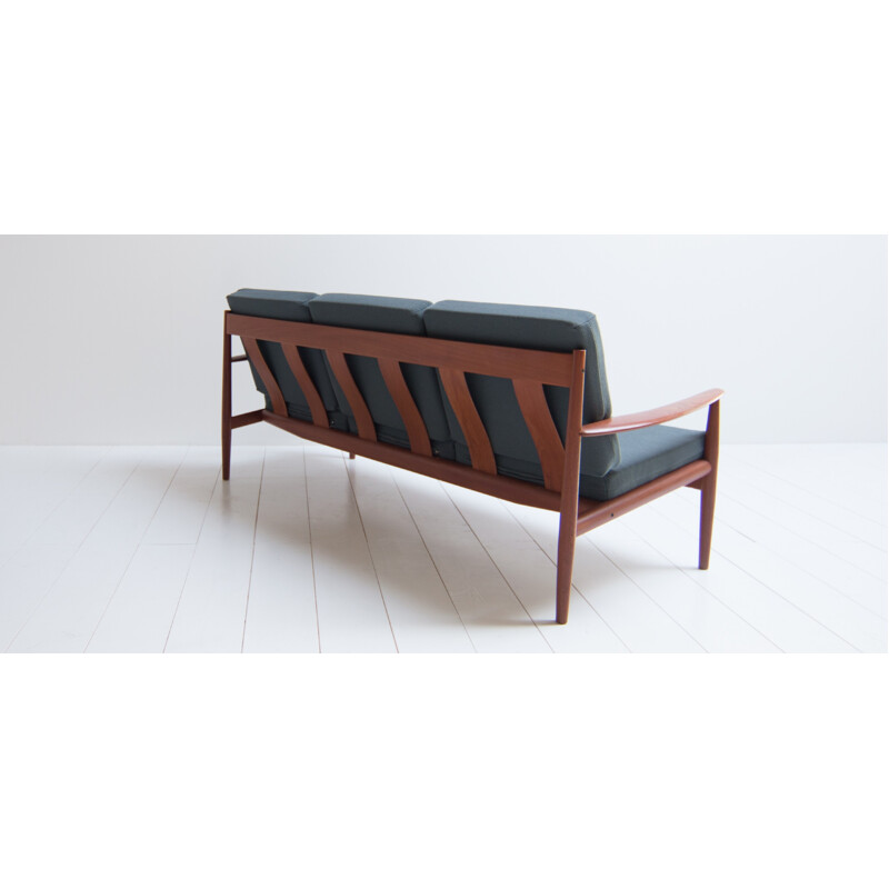 Vintage blue 3-seater sofa by Grete Jalk - 1960s