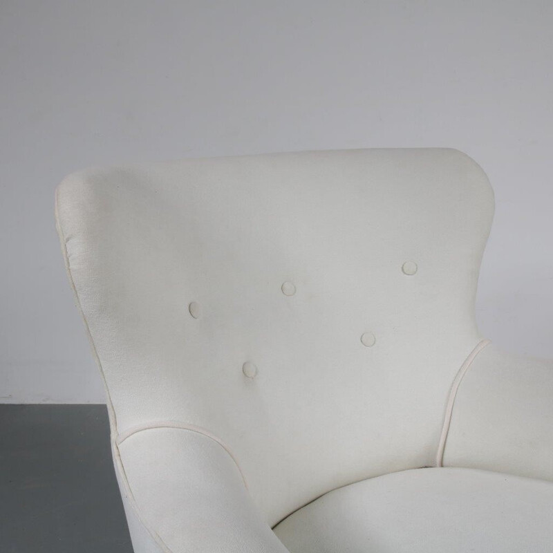 Fauteuil lounge vintage en velours blanc par Theo Ruth - 1950