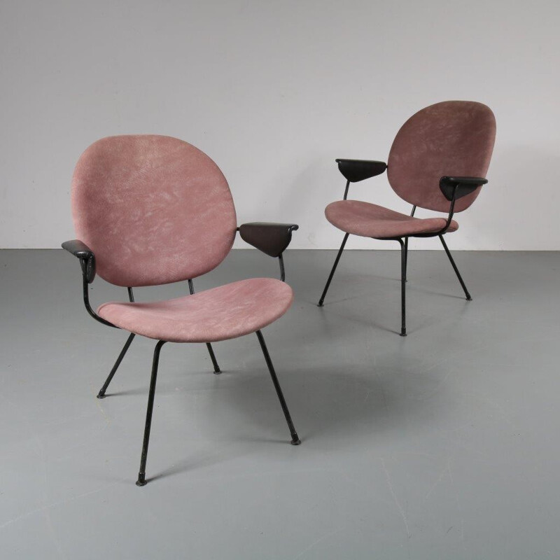 Set of 2 Dutch pink easy chairs - 1950s