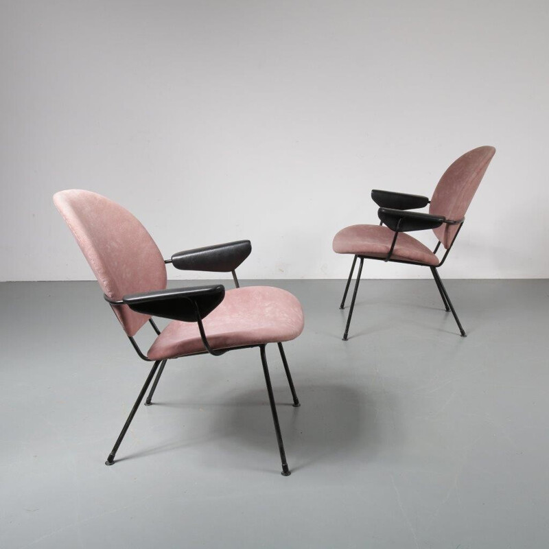 Set of 2 Dutch pink easy chairs - 1950s