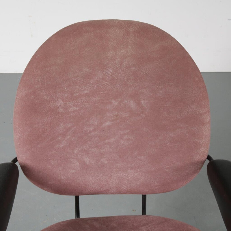 Set of 2 Dutch pink easy chairs - 1950s