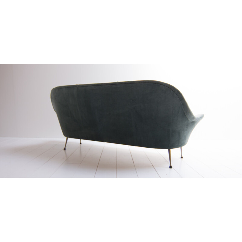 Vintage italian sofa reupholstered in green velvet - 1960s