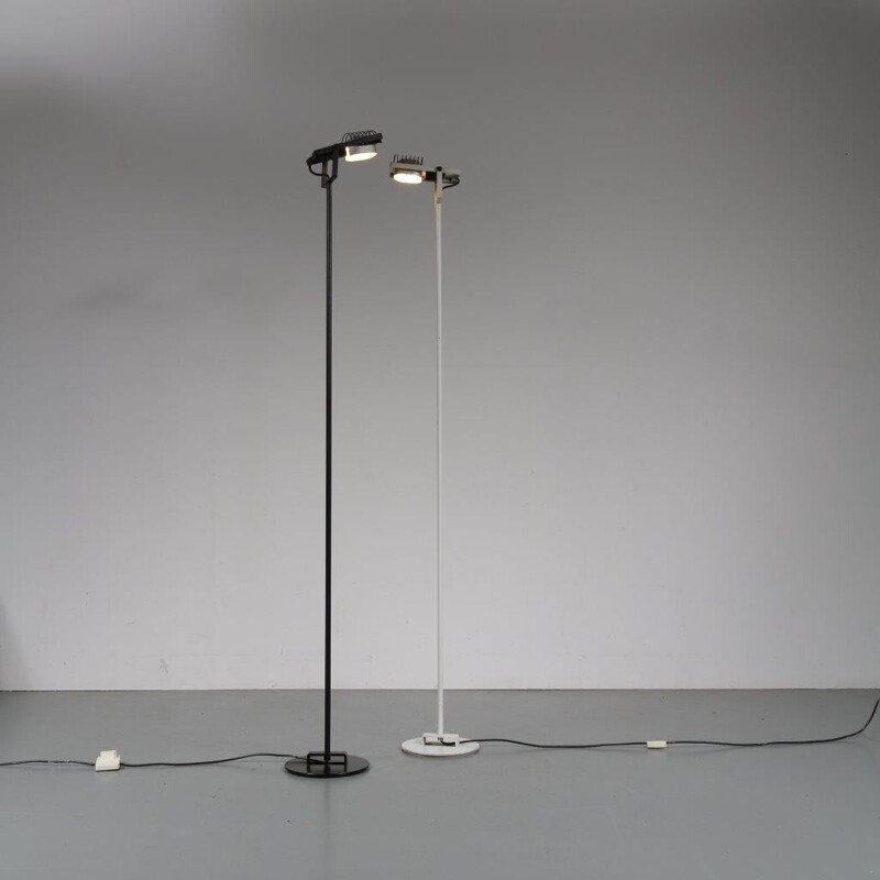 Set of 2 Vintage Italian floor lamp in lacquered metal - 1970s