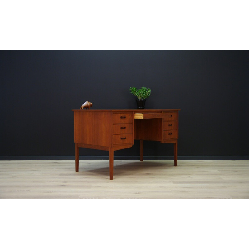 Vintage Danish design writing desk in teak - 1960s