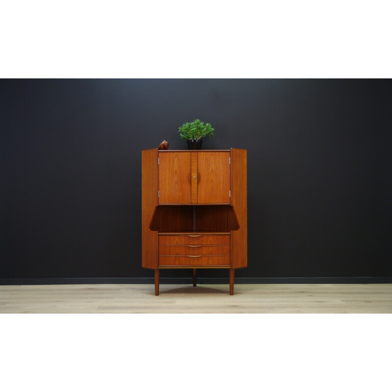 Vintage cabinet in teak by Gunni Omann - 1960s