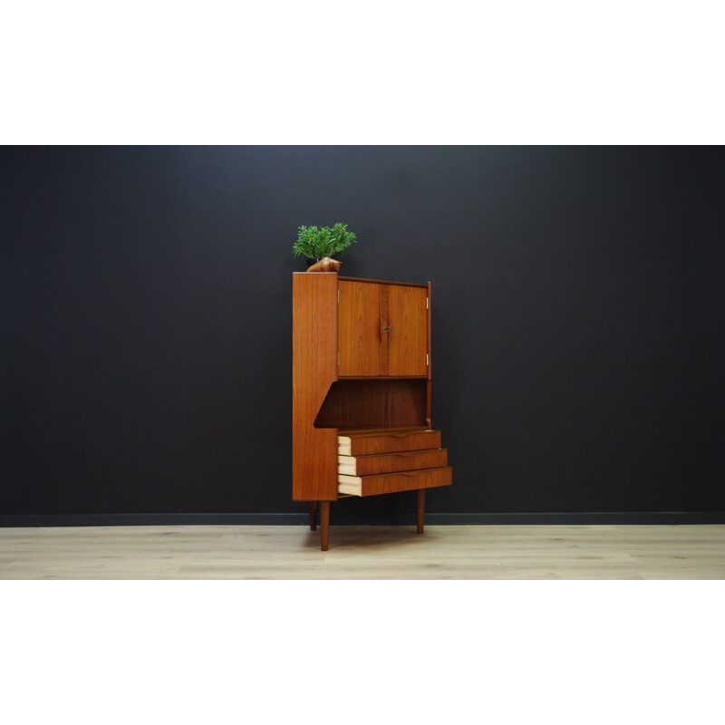 Vintage cabinet in teak by Gunni Omann - 1960s