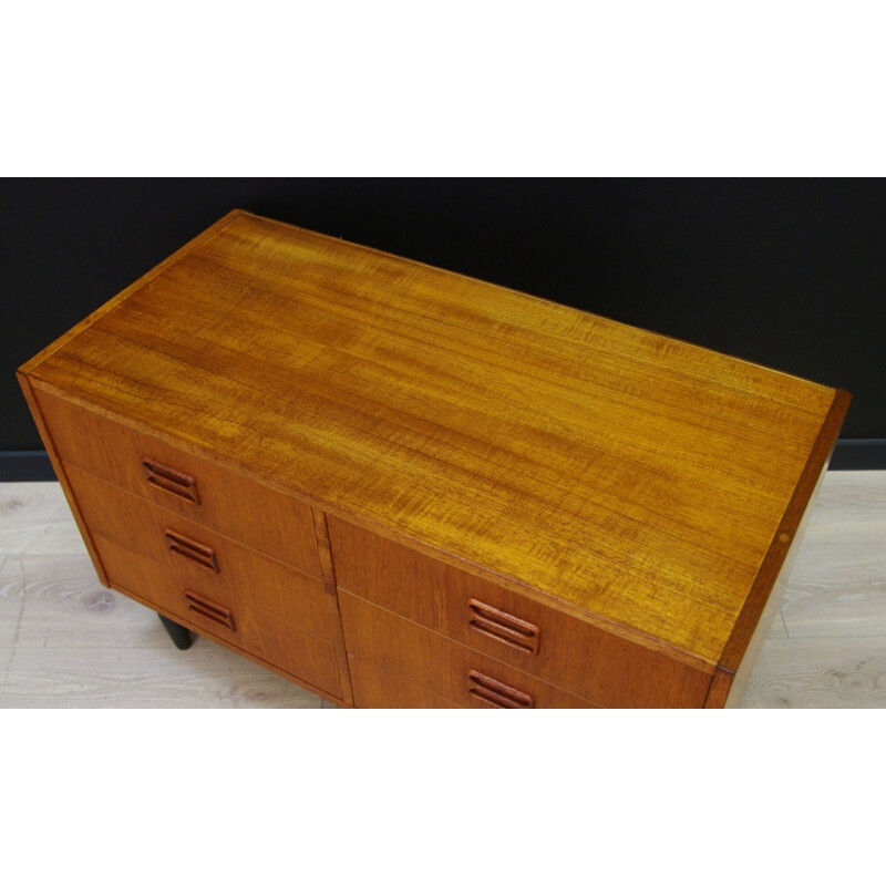 Vintage Danish design chest of drawers in teak - 1960s