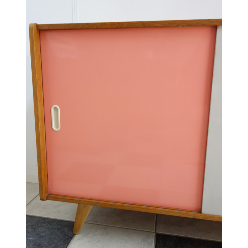 Vintage "U452" sideboard in pink prey by Jiroutek - 1960s