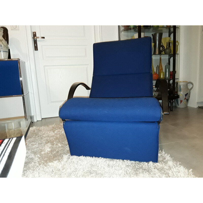 Armchair in royal blue "P 40" Osvaldo Borsani by Techno - 1950s