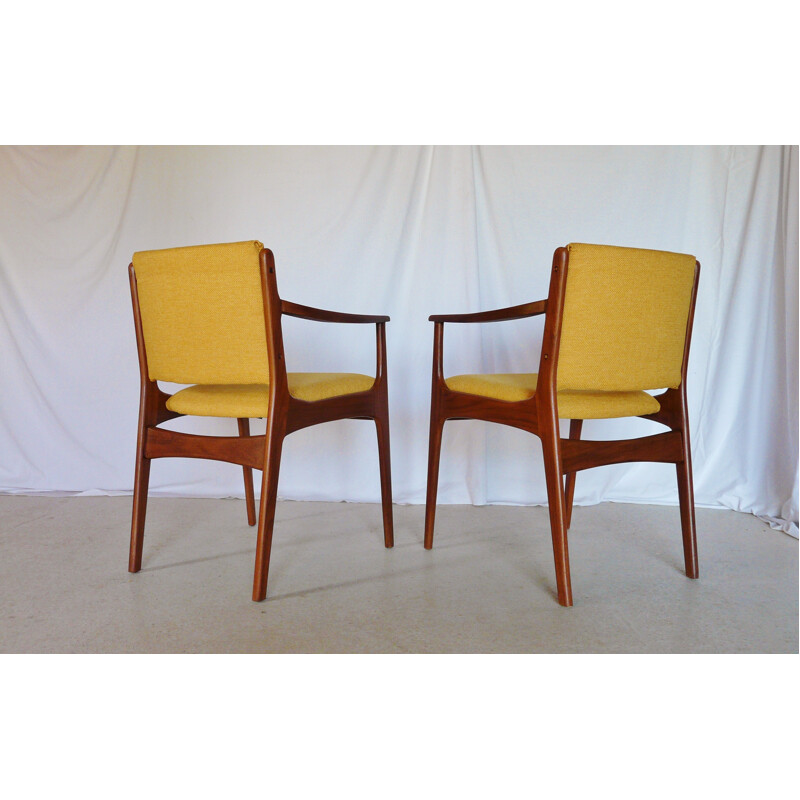 Suite de 2 fauteuils scandinaves en teck et tissu -1960