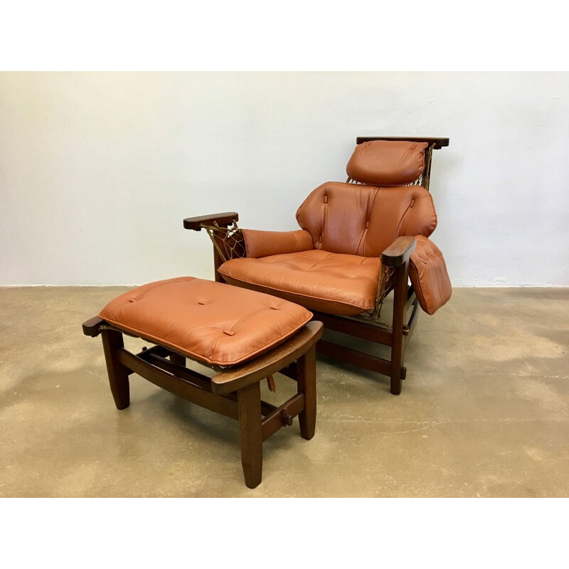 Fauteuil vintage et ottoman "Gran Captain" de Jean Gillon - 1960