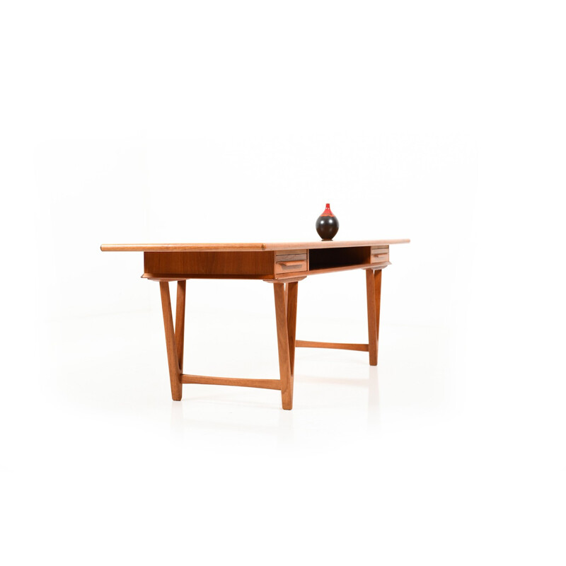 Vintage Danish side table in teak by E. W. Bach for Toften Møbelfabrik - 1960s