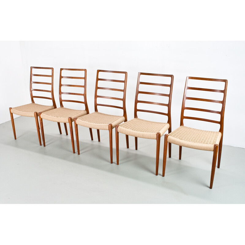 Set of 5 vintage dining chairs by N.O.Moller for J.L. Møllers - 1950