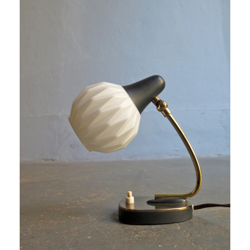 Vintage bedside lamp in opaline glass. 1950s