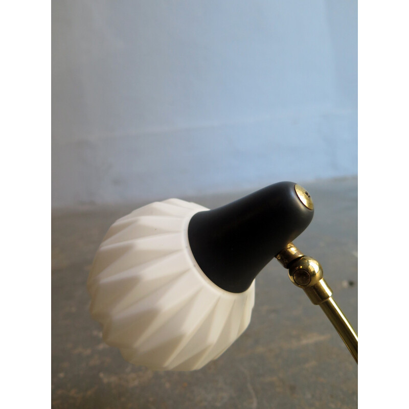 Vintage bedside lamp in opaline glass. 1950s