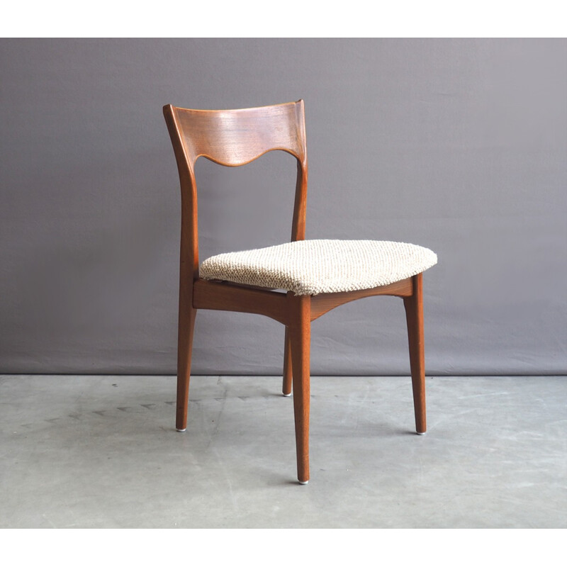 Set of 4 dining chairs in teak for AWA - 1960s
