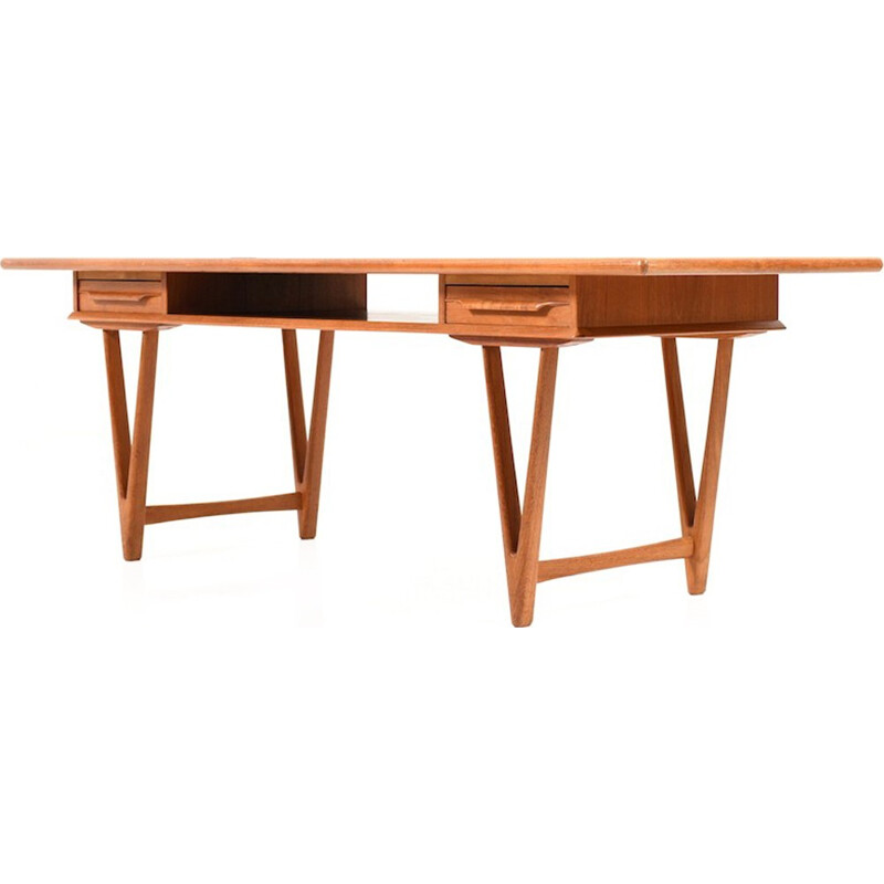 Table d'appoint vintage en teck par E. W. Bach pour Toften Møbelfabrik - 1960