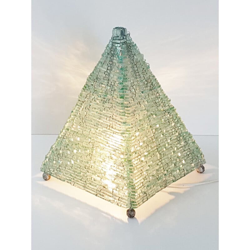 Lampe vintage pyramide en verre et métal - 1970