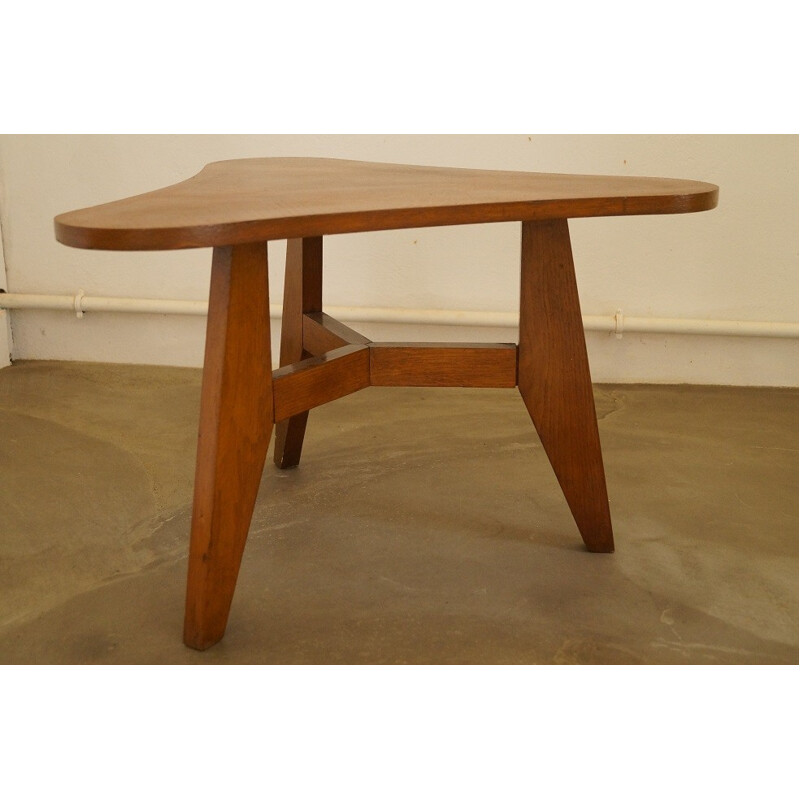 Vintage tripod coffee table in oak - 1950s