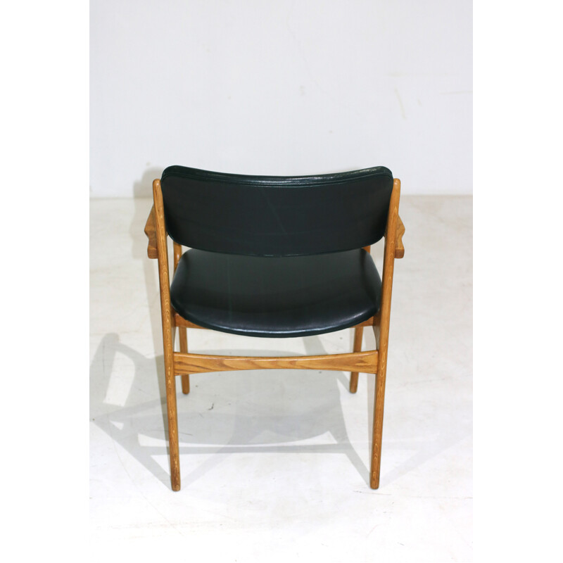 Set of 4 Oak chairs by Erik Buch for O.D. Møbler - 1950s