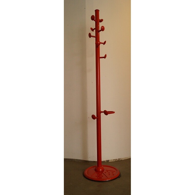 Vintage red coat rack for Tubecon - 1980s