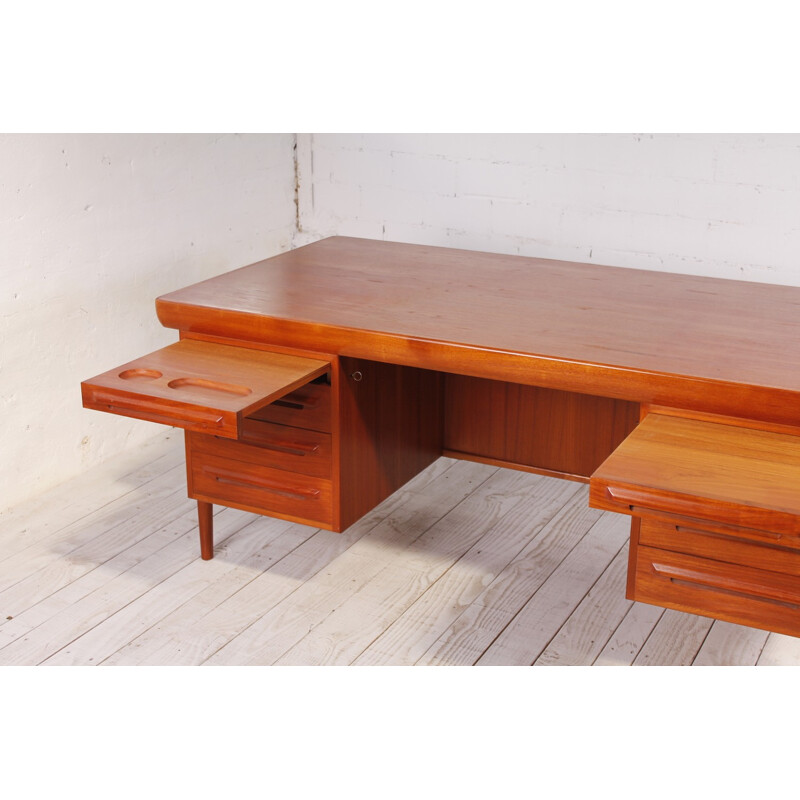 Vintage Danish Desk by Ib Kofod Larsen for Faarup - 1960s