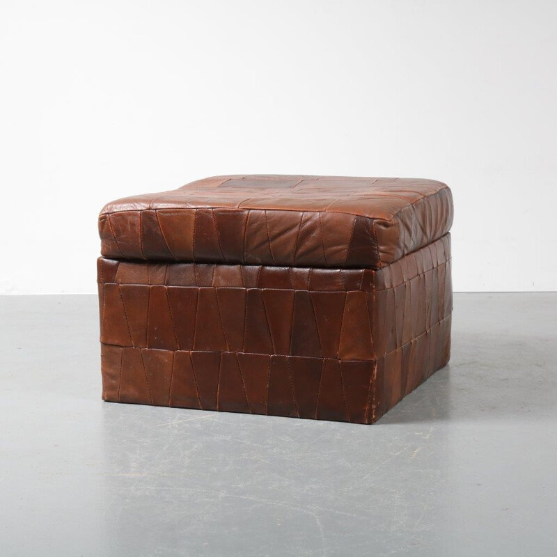 Vintage patchwork leather pouf storage box by De Sede - 1970s